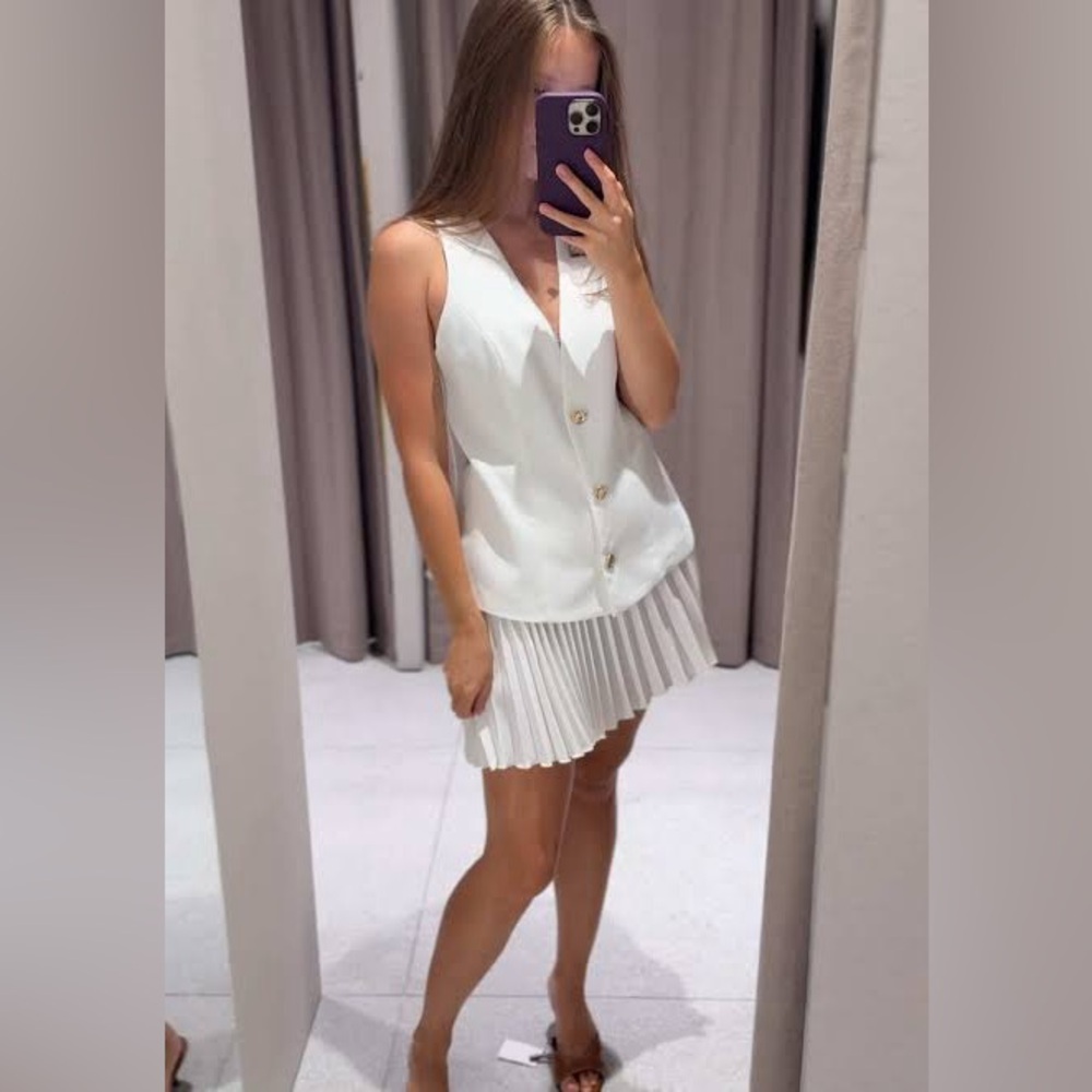 Zara blogger fav pleated dress size medium